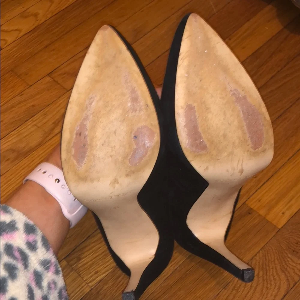 Via Spiga Classic Black Heels - Picture 9 of 12